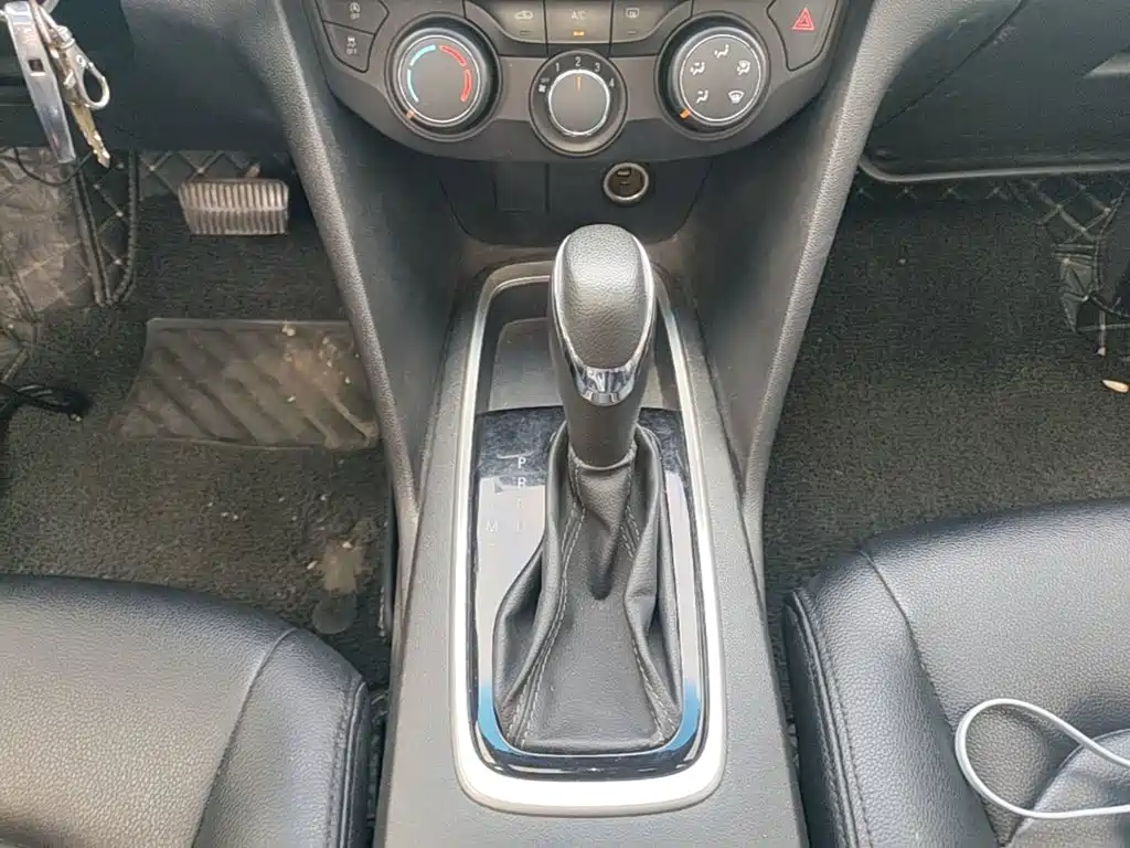 Chevrolet Cavalier — миниатюра 14
