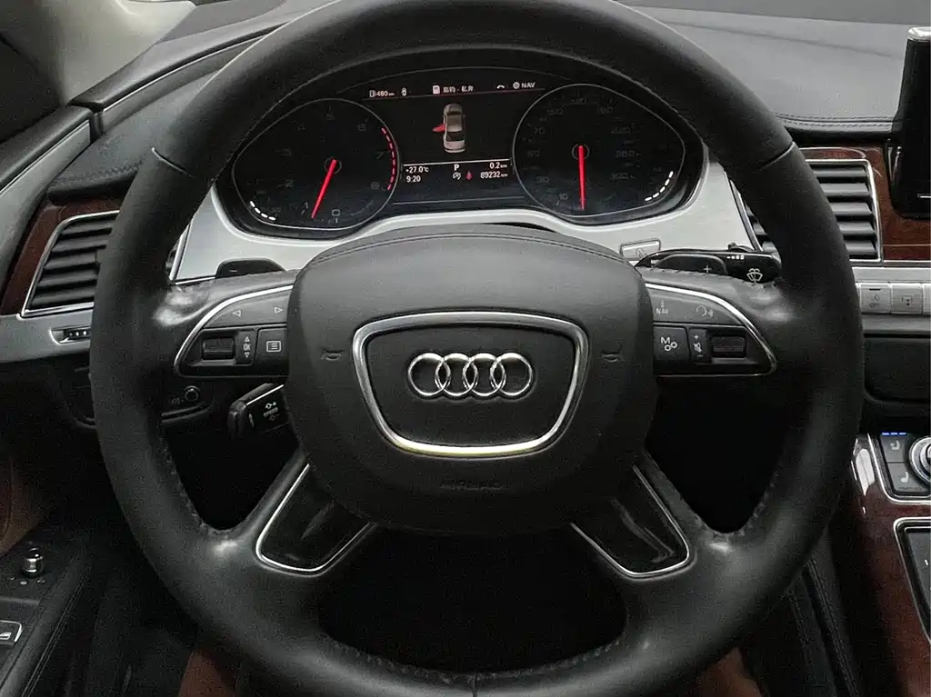 Audi A8 — миниатюра 13