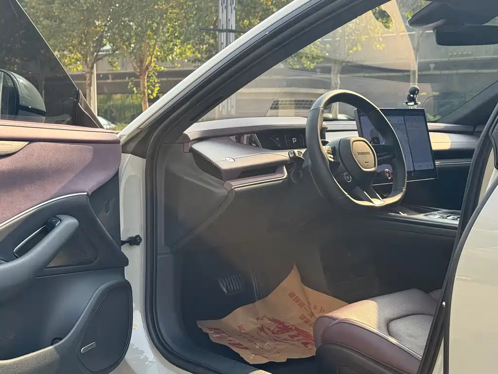 XIAOMI CAR XIAOMI SU7