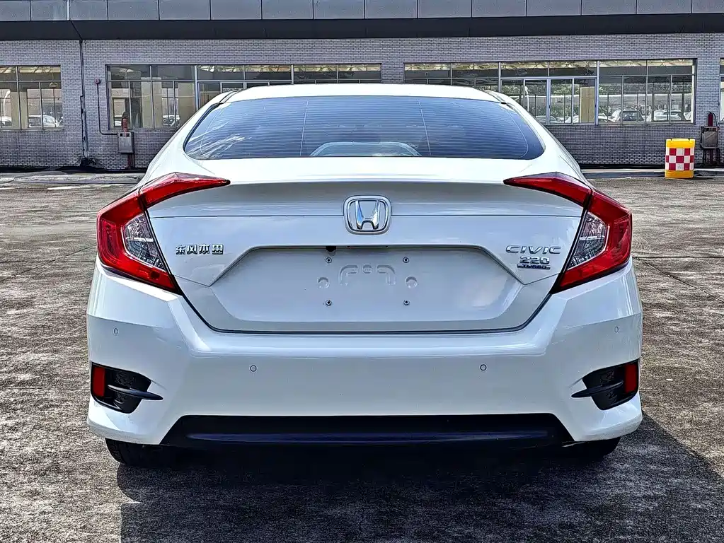 Honda Civic — миниатюра 14