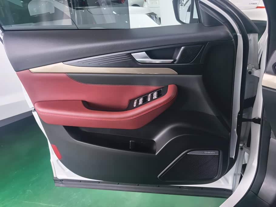 Jetour Jetour X70 1.5 л 2023 г. Белый, пробег 19800 км