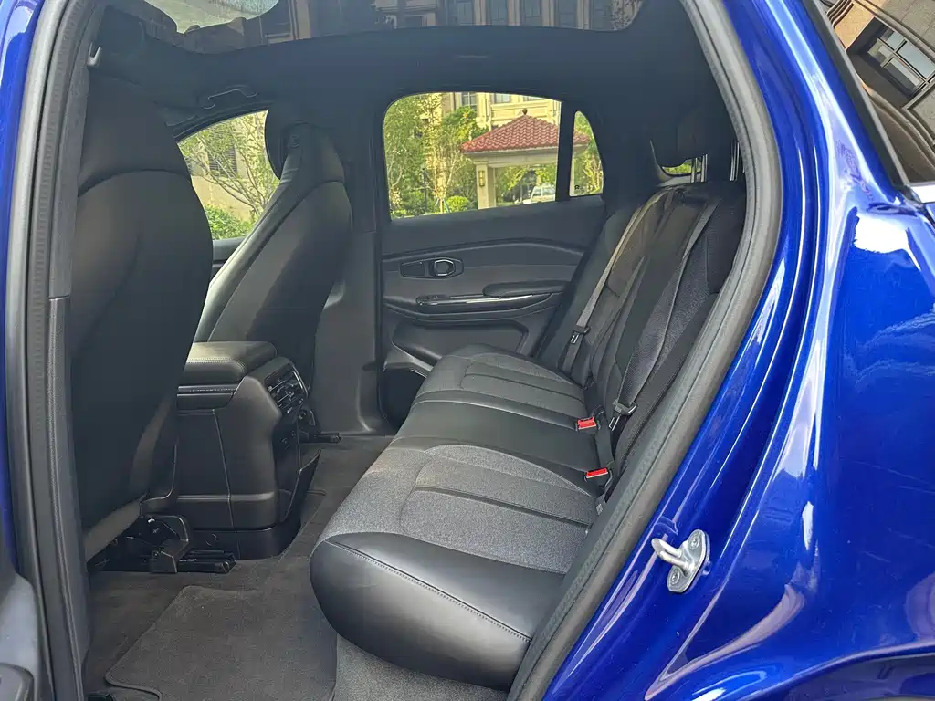 NIO EC6 — миниатюра 7