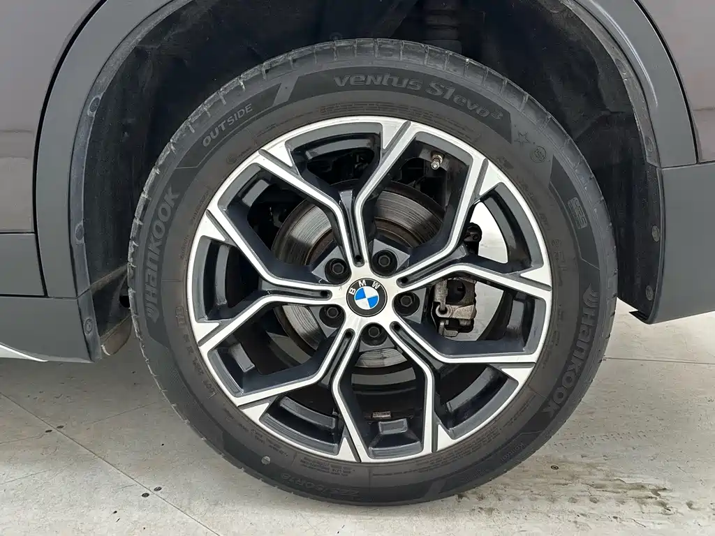 BMW X1 — миниатюра 17