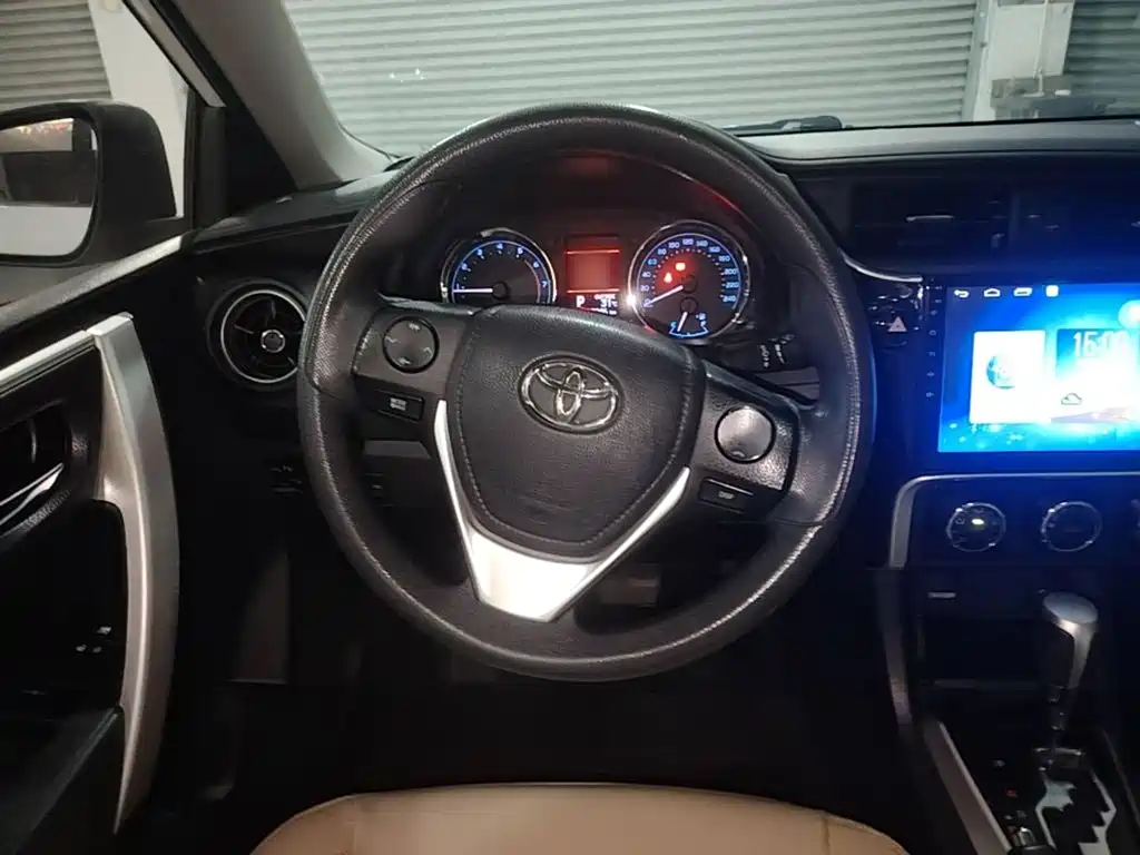Toyota Corolla — миниатюра 11