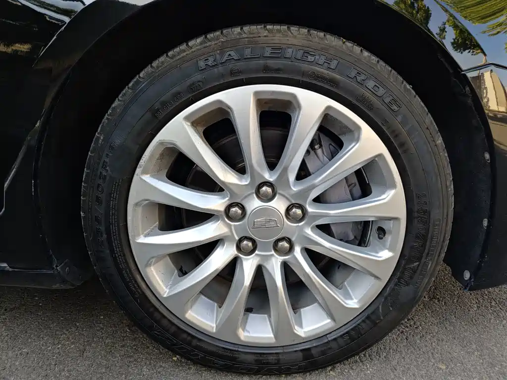 Cadillac XTS — миниатюра 17