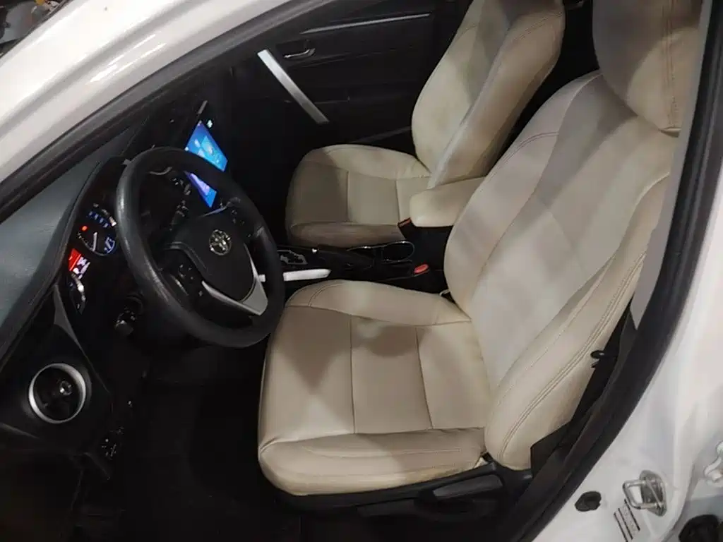 Toyota Corolla — миниатюра 15