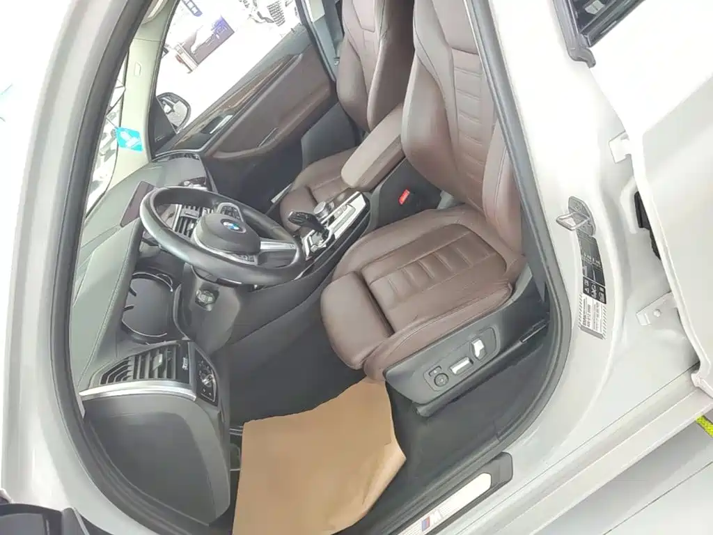 BMW X3 — миниатюра 15