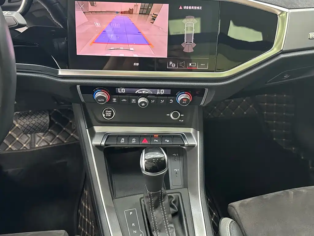 Audi Q3 — миниатюра 14