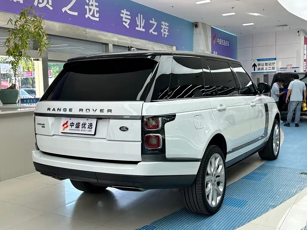 Land Rover Range Rover — миниатюра 13