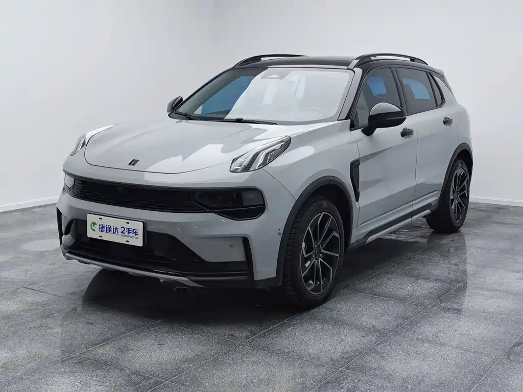 Lynk & Co 01
