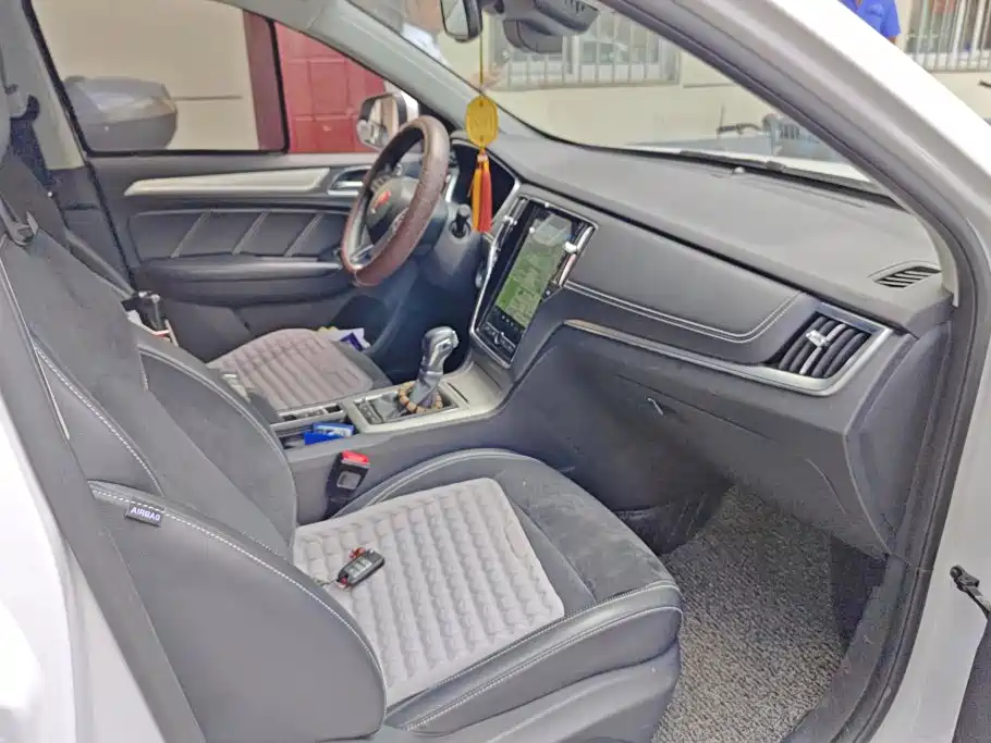 Roewe RX5 New Energy — миниатюра 8