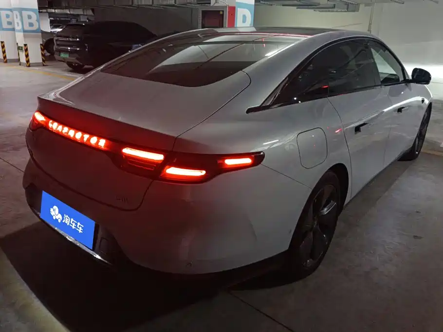 Leapmotor Leapmotor C01 — миниатюра 3