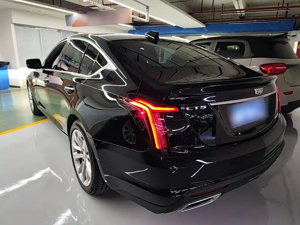 Cadillac CT5 — миниатюра 5