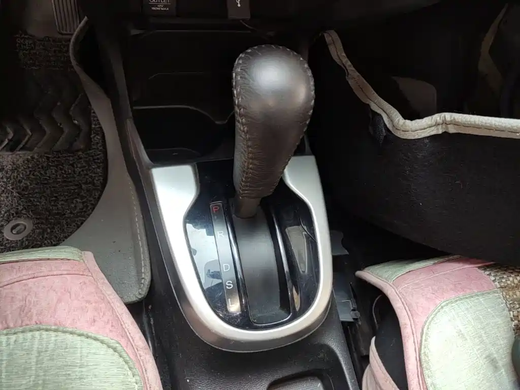 Honda Fit — миниатюра 14