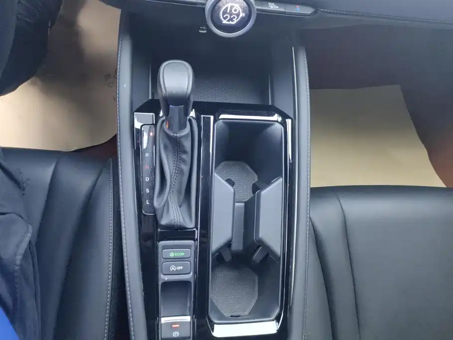 Honda Accord — миниатюра 16