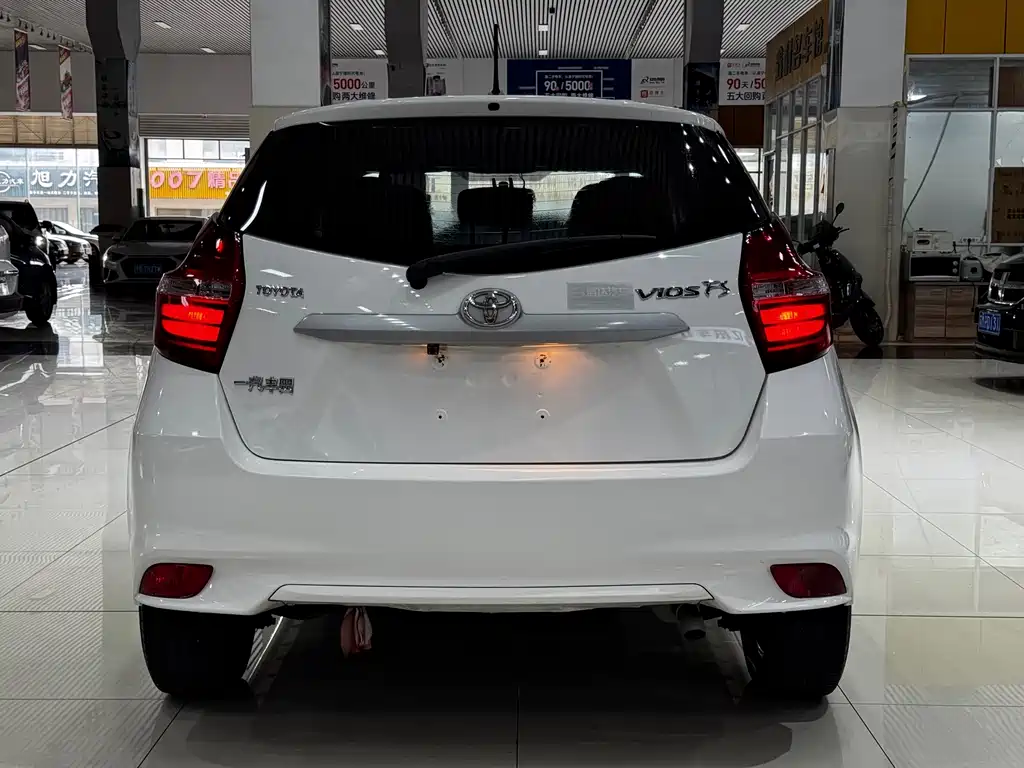 Toyota Vios FS — миниатюра 12