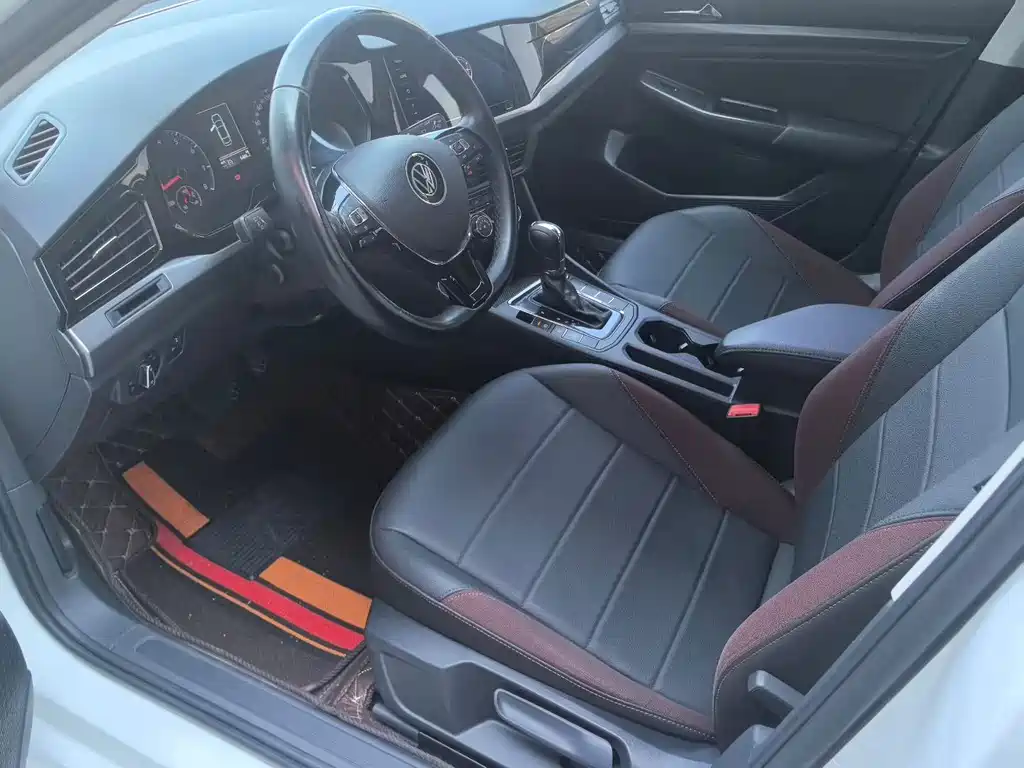 Volkswagen Bora — миниатюра 7