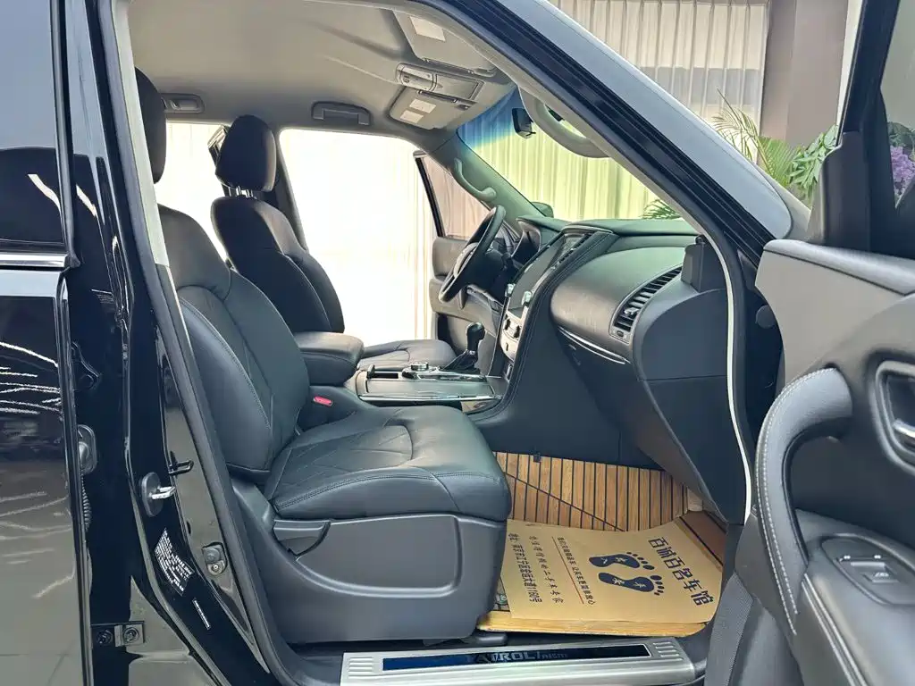 Nissan Patrol — миниатюра 11