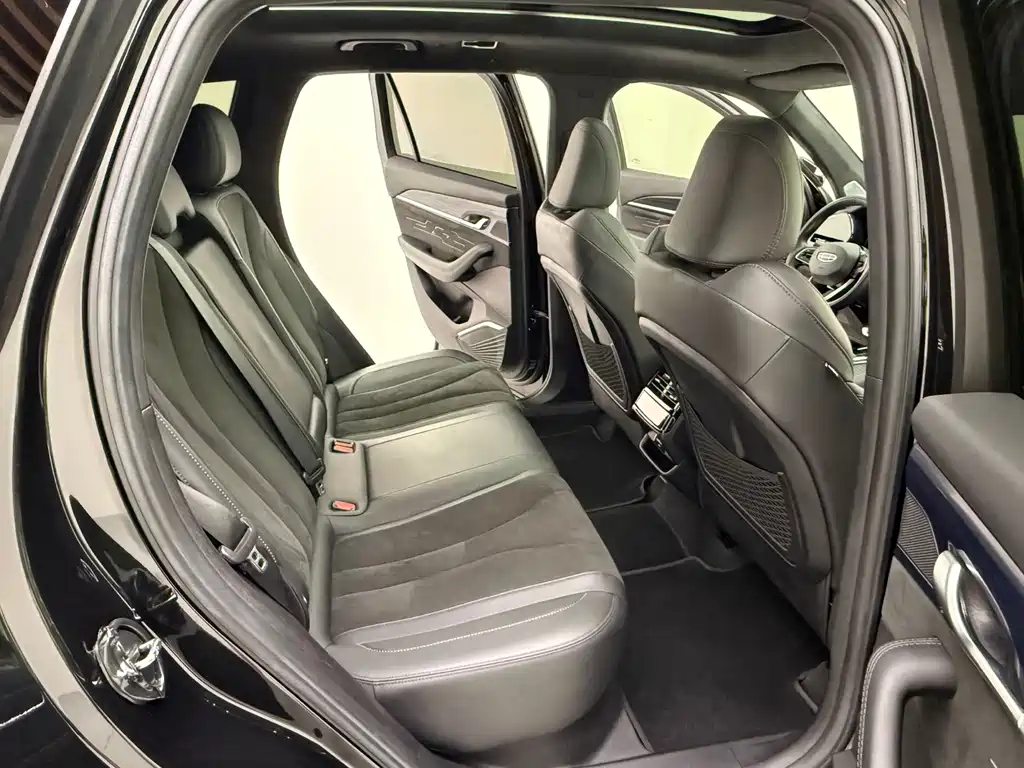 Geely Xingyue L — миниатюра 7