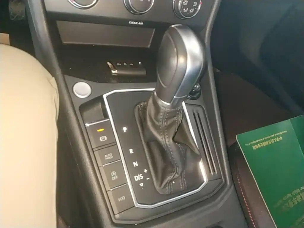 Volkswagen Lavida — миниатюра 14