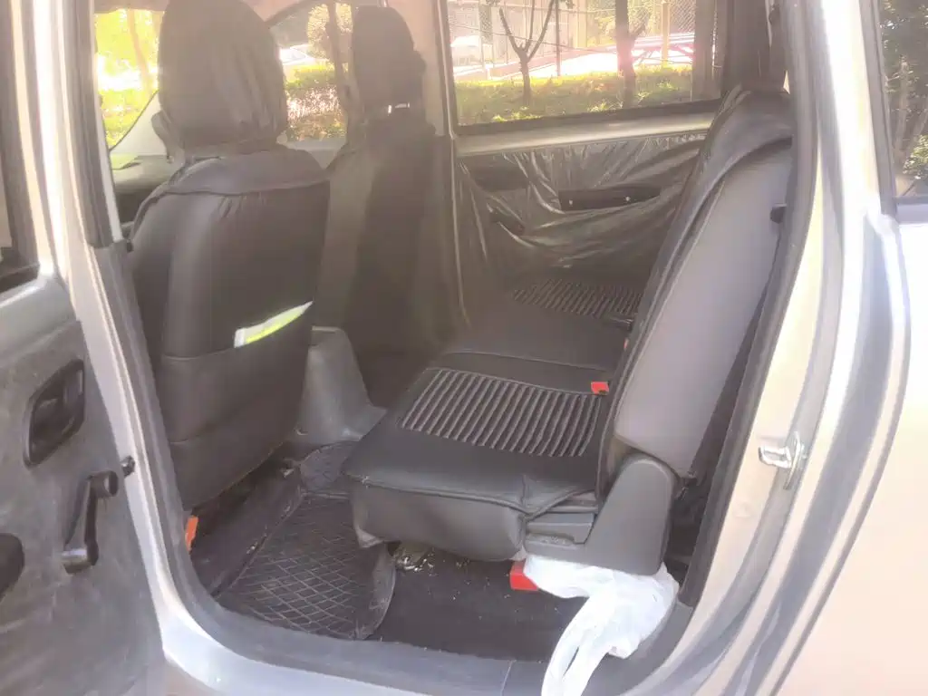 Wuling Hongguang EV — миниатюра 15