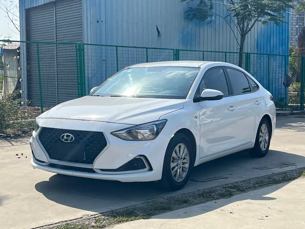 Hyundai Elantra 2020