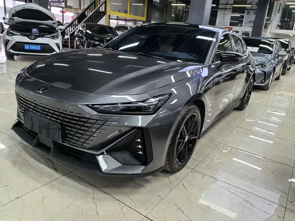 Changan UNI-V 2023