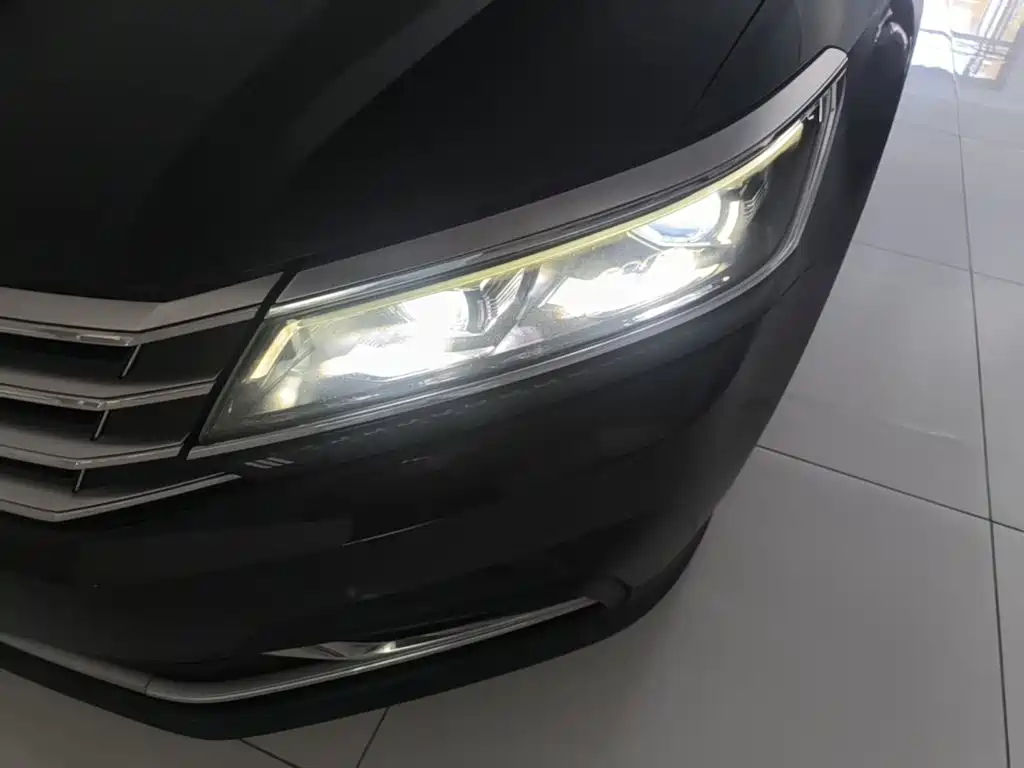 Volkswagen Passat — миниатюра 24