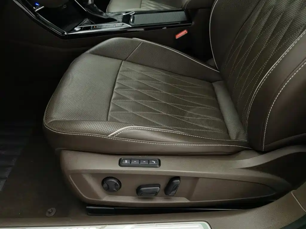 Volkswagen Passat — миниатюра 20
