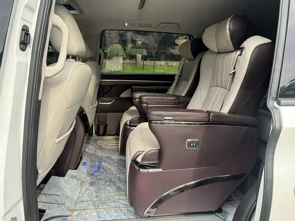 GAC M8 2023 390T Luxury