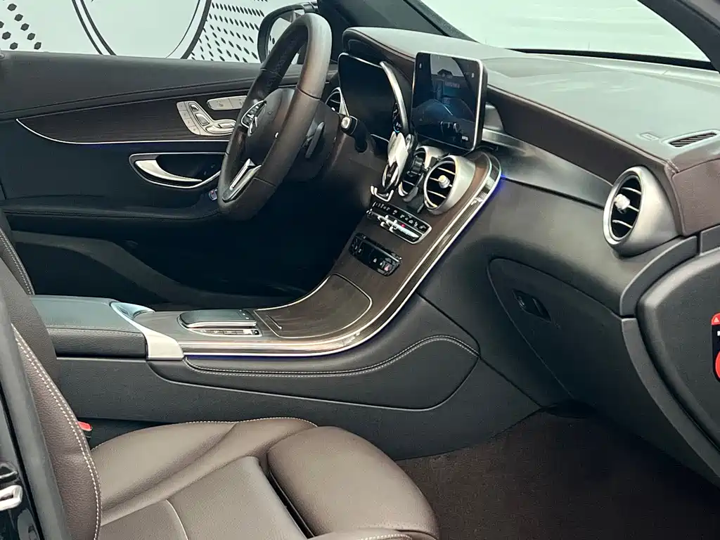 Mercedes-Benz GLC — миниатюра 11