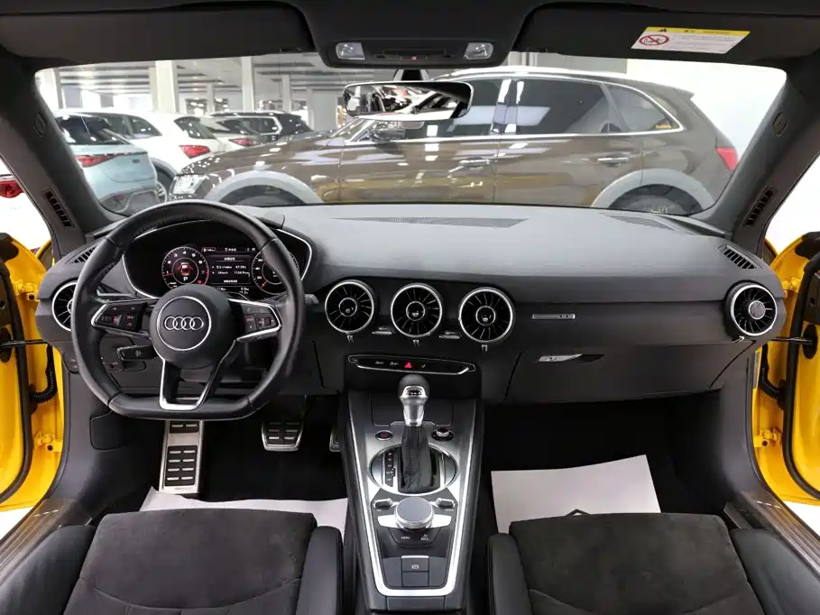 Audi TT — миниатюра 9