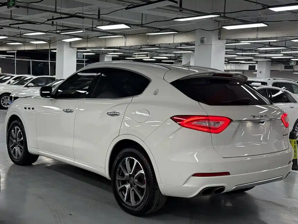 MASERATI LEVANTE