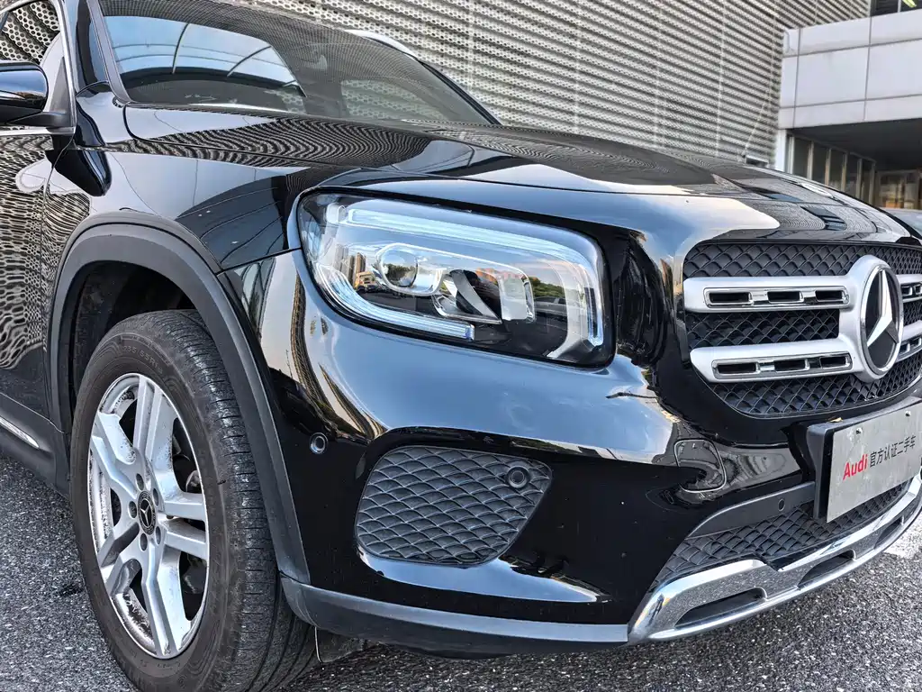 Mercedes-Benz GLB — миниатюра 15