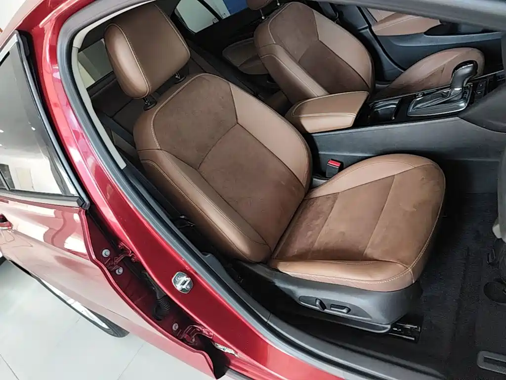 Buick Regal — миниатюра 25