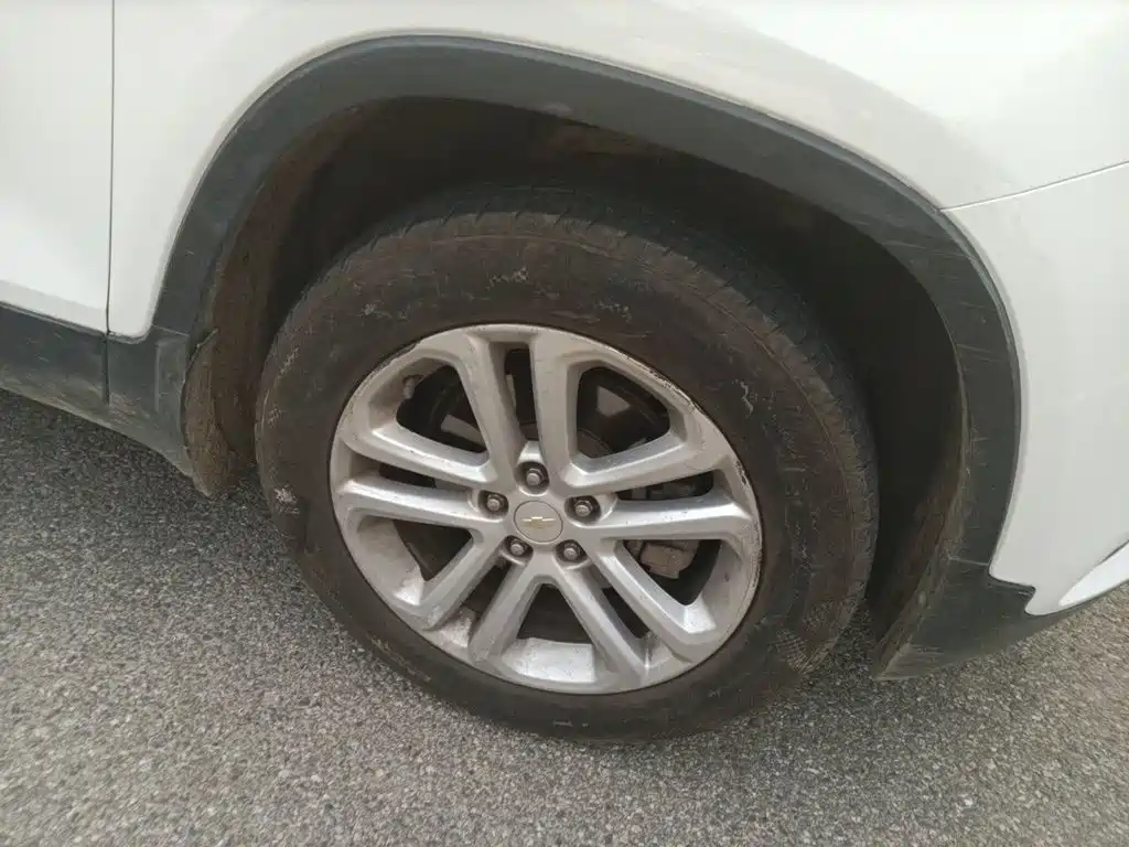 Chevrolet Trax — миниатюра 24