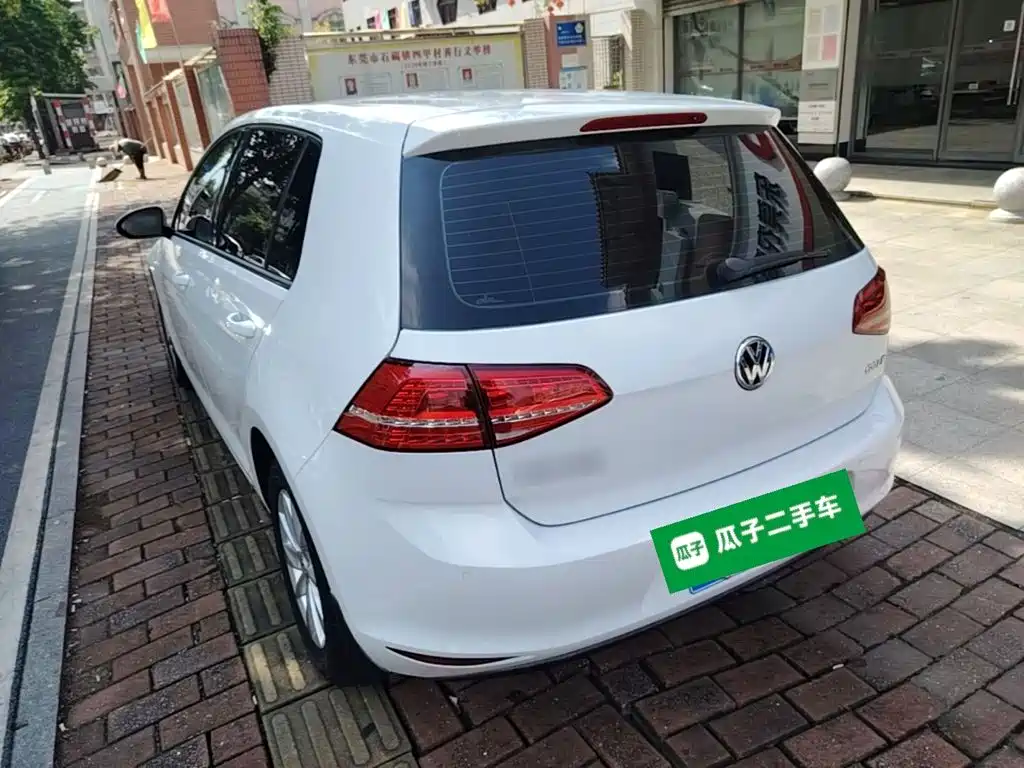Volkswagen Golf — миниатюра 5