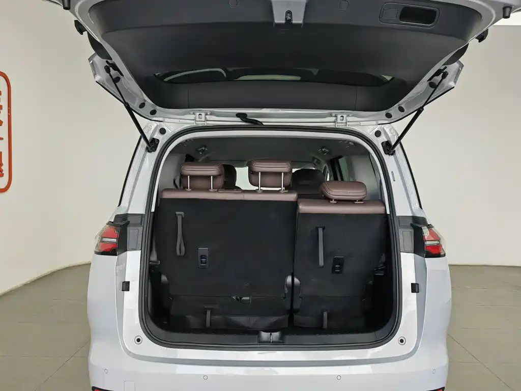 Wuling 星光730 — миниатюра 16