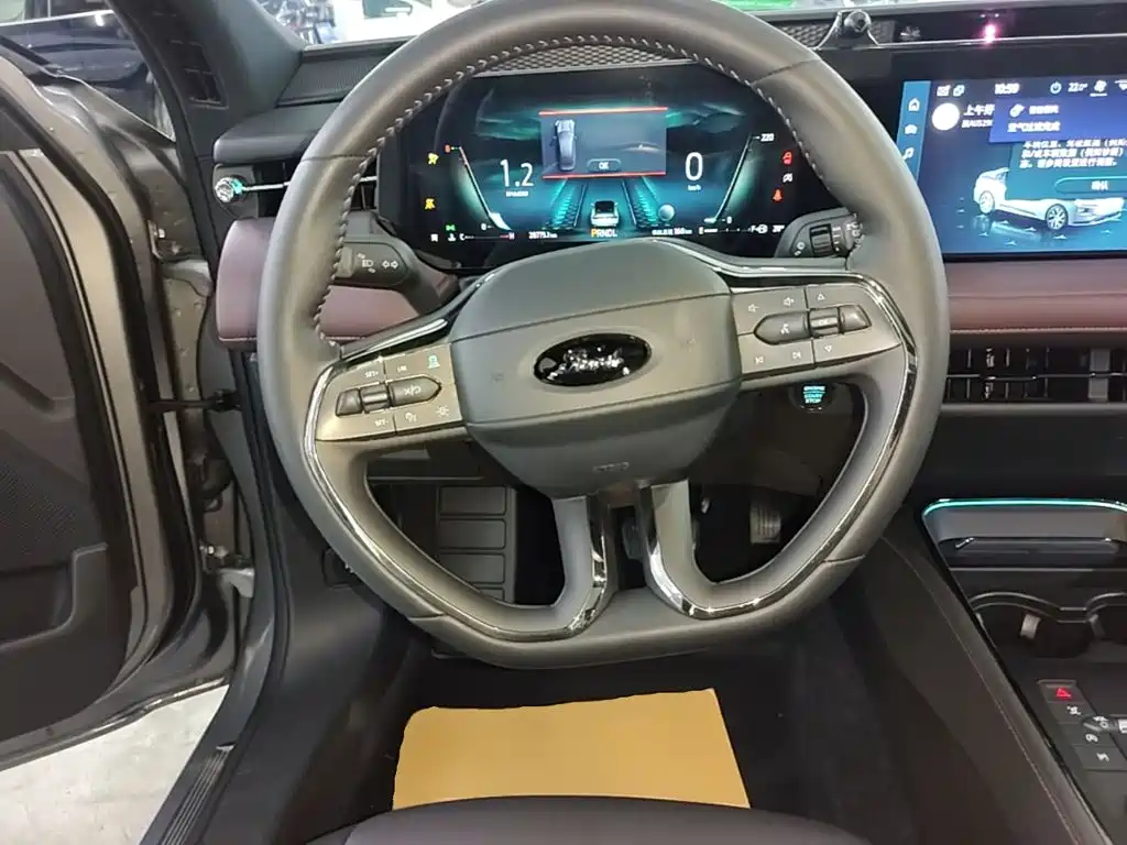 Ford Mondeo — миниатюра 11