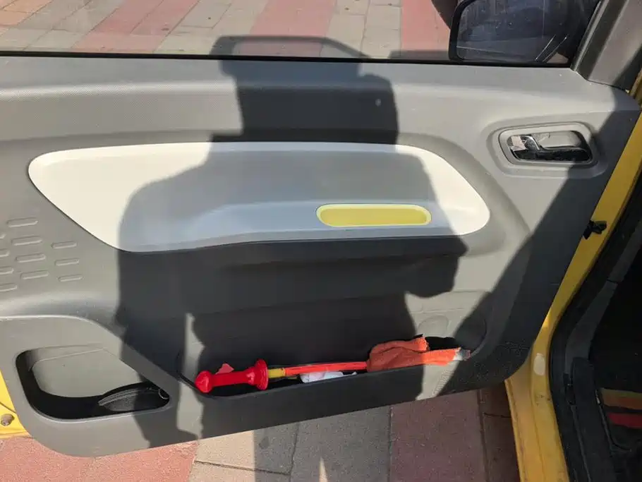 Wuling MINIEV — миниатюра 7