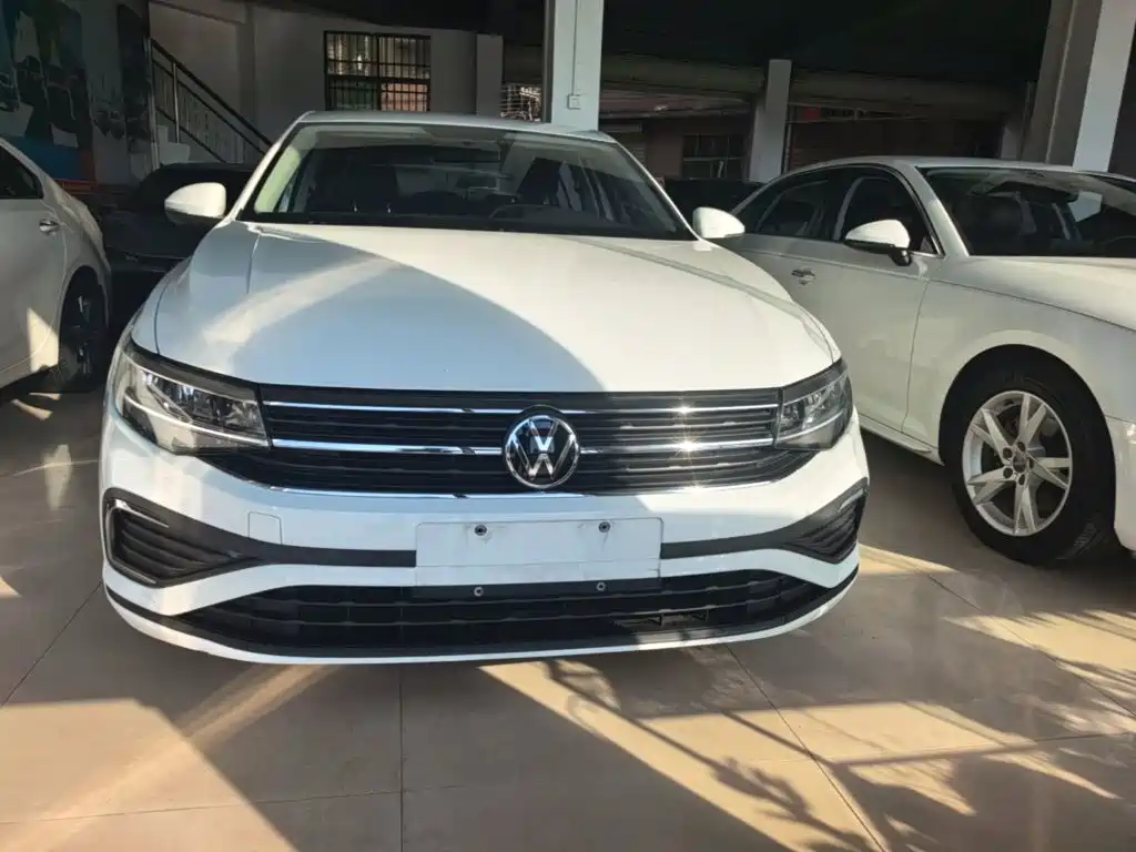 Volkswagen Bora — миниатюра 3