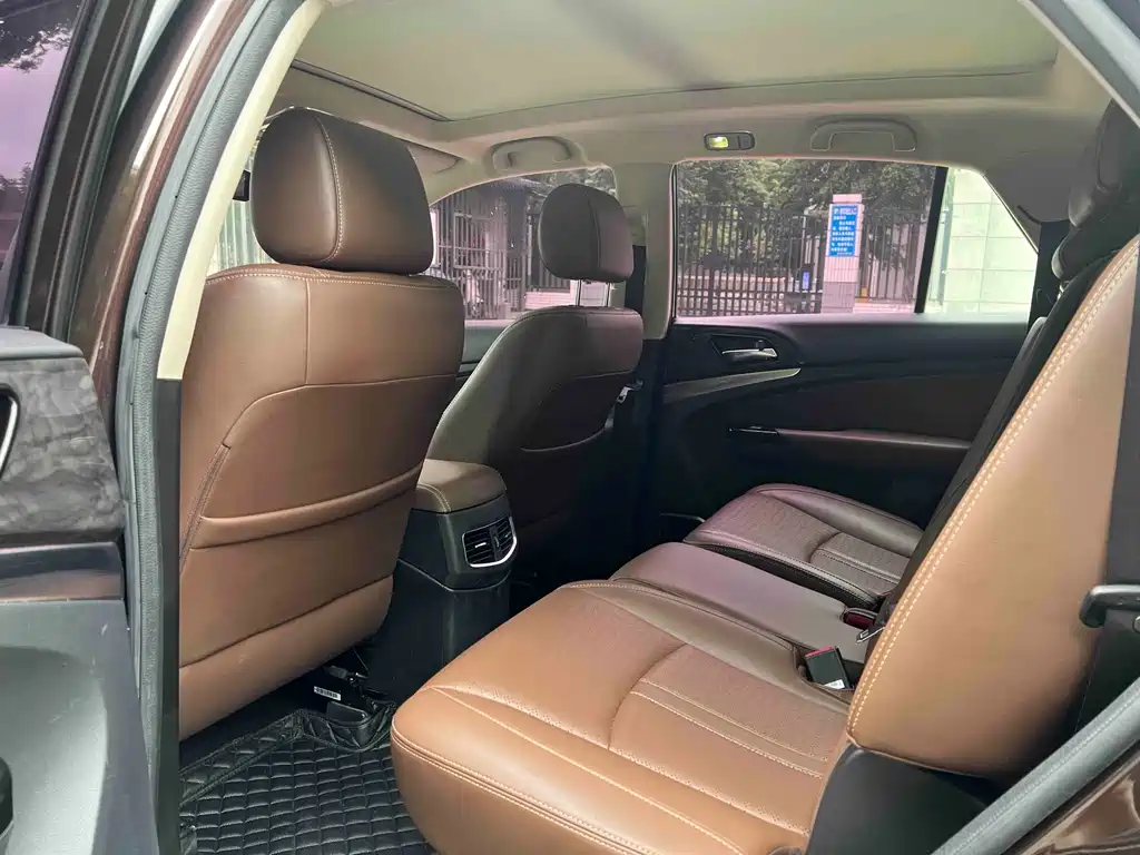 BYD S7 — миниатюра 10