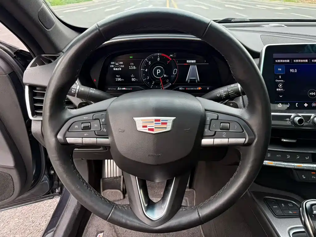 Cadillac CT5 — миниатюра 5