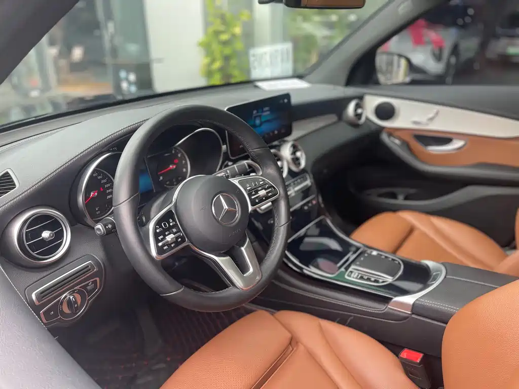 Mercedes-Benz GLC 2020 GLC 260 L 4MATIC