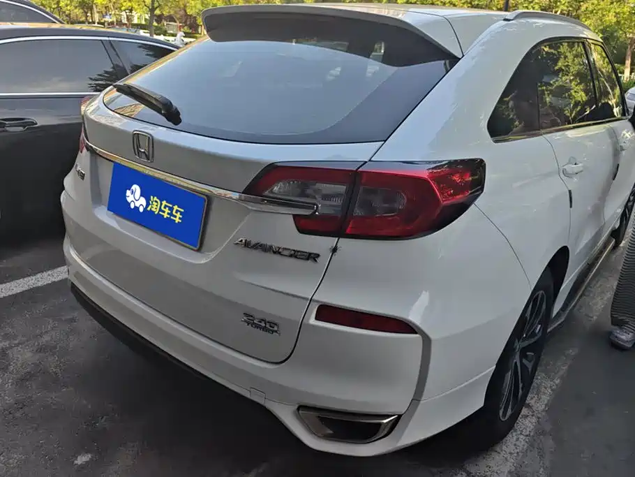Honda Avancier — миниатюра 3