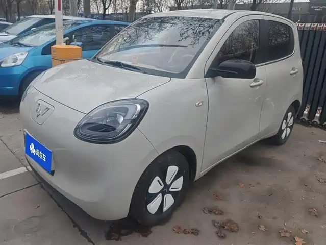 WULING HONGGUANG MINIEV 2025