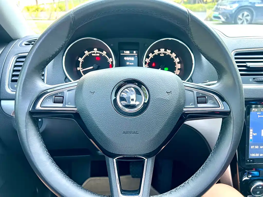 Skoda Yeti — миниатюра 15