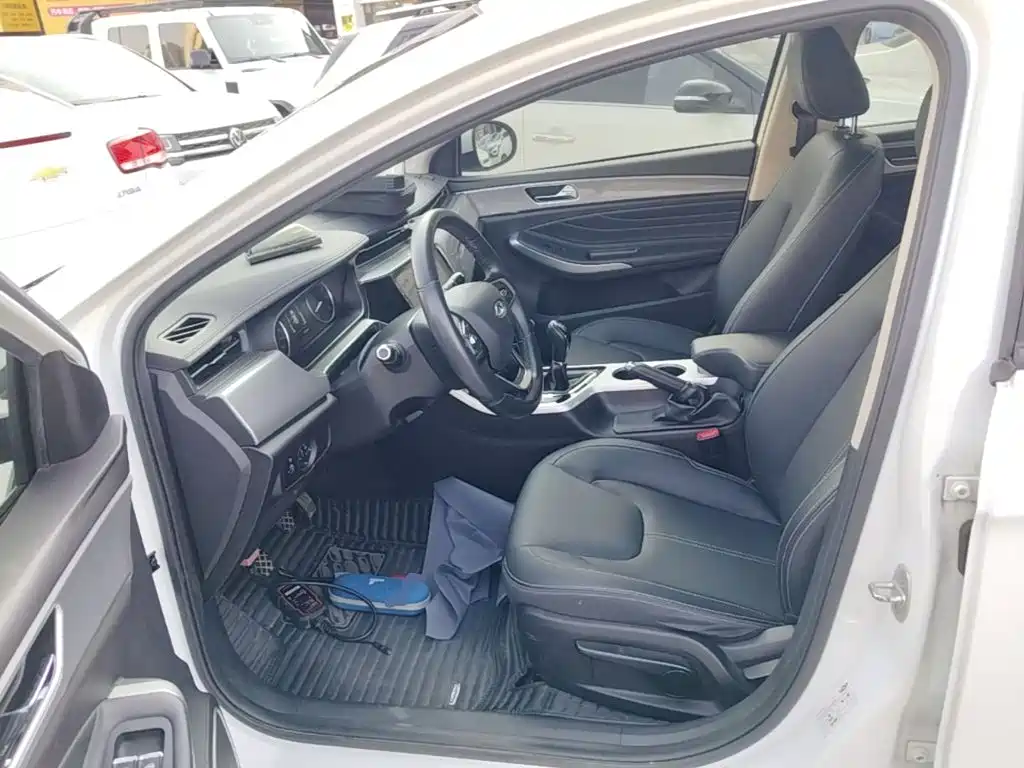 Chery Arrizo 5 — миниатюра 15