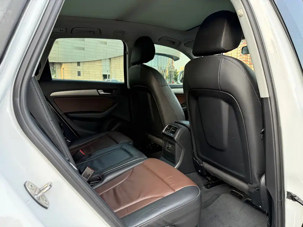 Audi Q5 — миниатюра 12