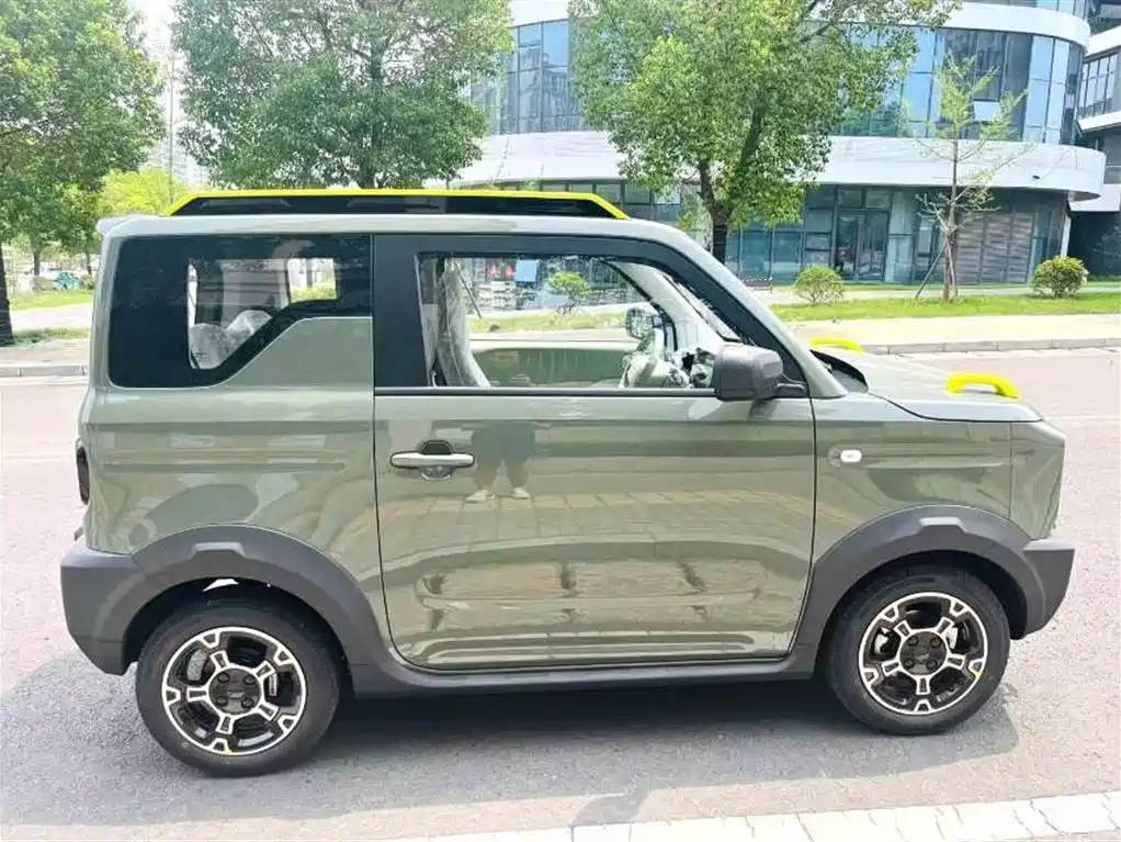 GEELY GALAXY PANDA